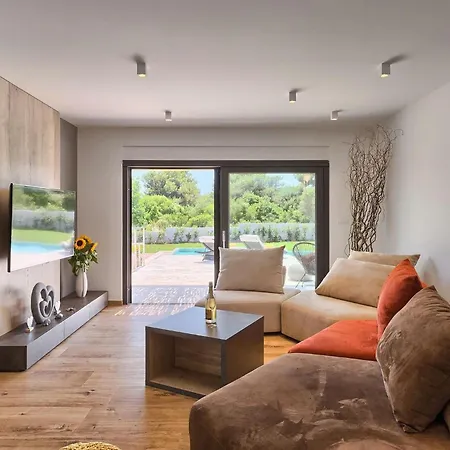 Ferienhaus Momare Pula