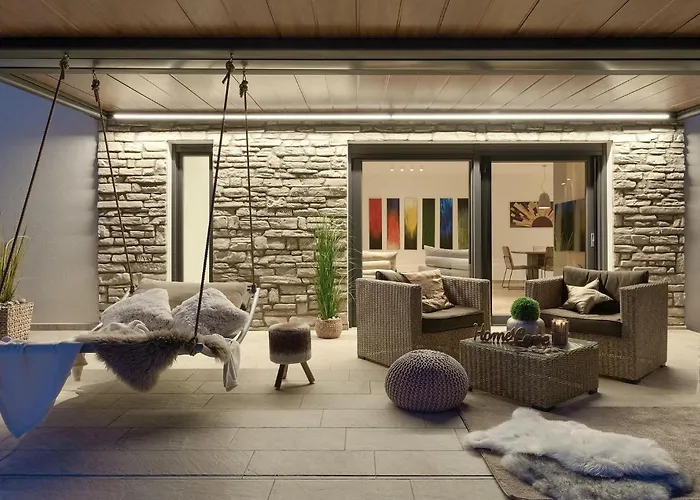 Momare Semesterbostad *