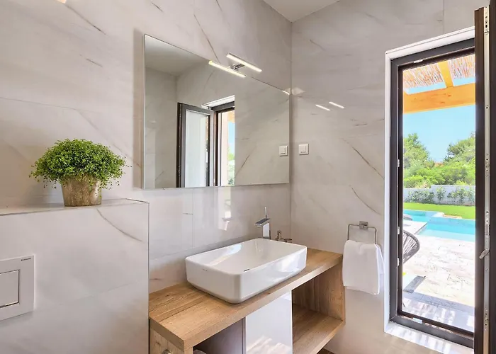 Momare Feriehus Pula