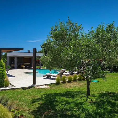 Prázdninový dům Momare *