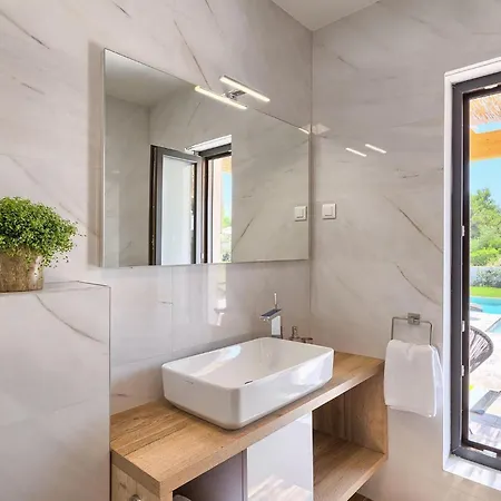 Momare Prázdninový dům Pula